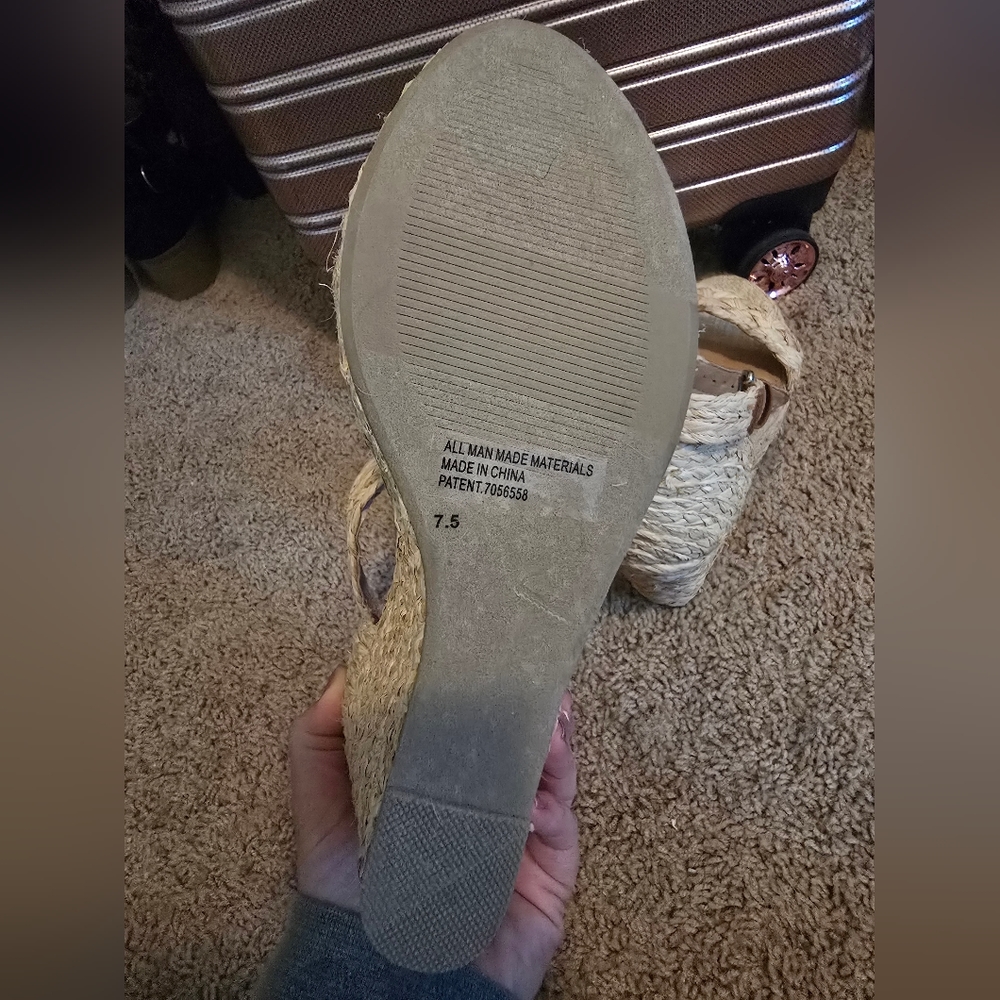 Wedges - Picture 5 of 5